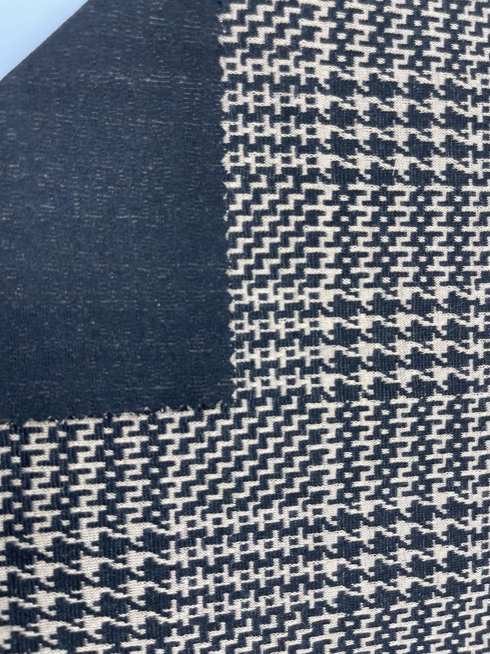 80% poliéster 17% rayon 3% elastano tecido jacquard