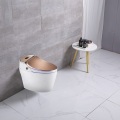 Nowa toaleta z bidet One Piece Inteligentna woda Rose Gold Smart Toaleta