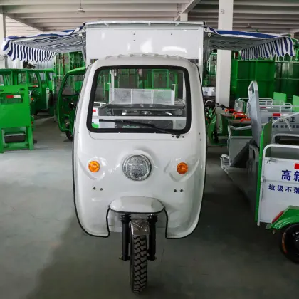 Cold chain transportation freezer truck