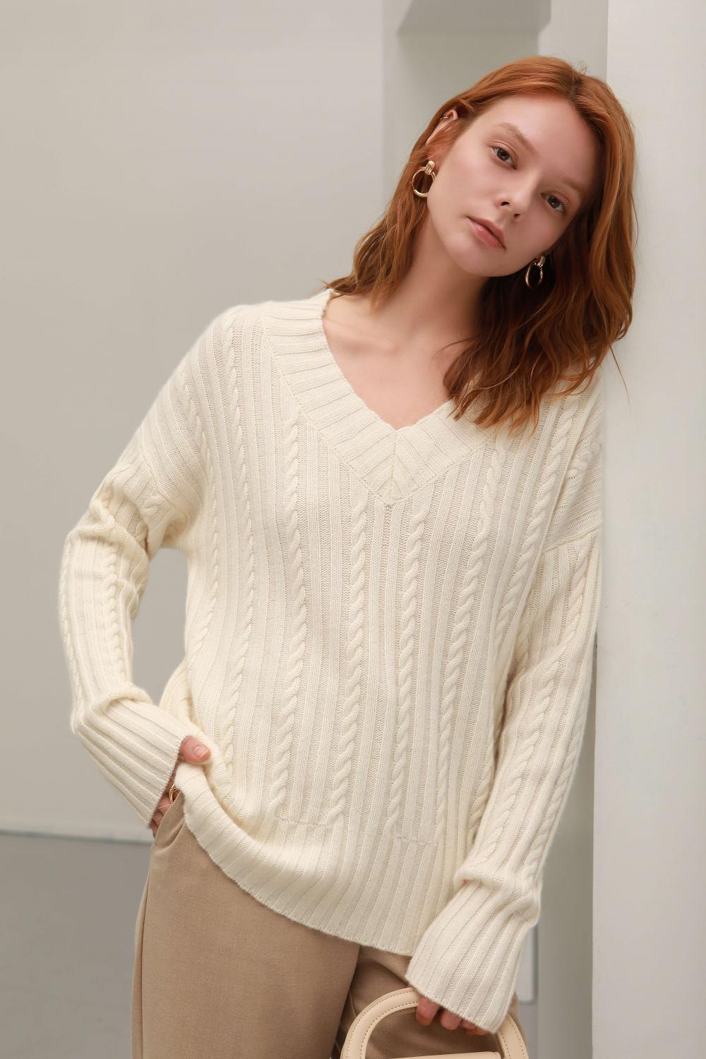 Pullover da donna con scollo a V in morbido cashmere