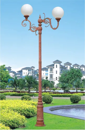 Sand-cast Aluminium Garden Lamp