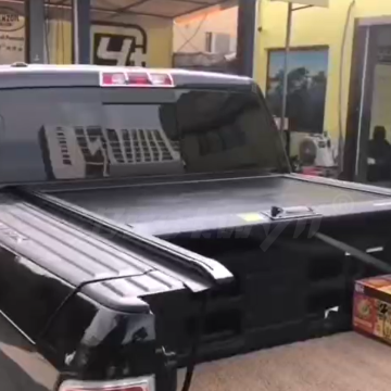 Cubierta de toneleau de aluminio retráctil para Dodge Ram 1500 con caja de herramientas incorporada
