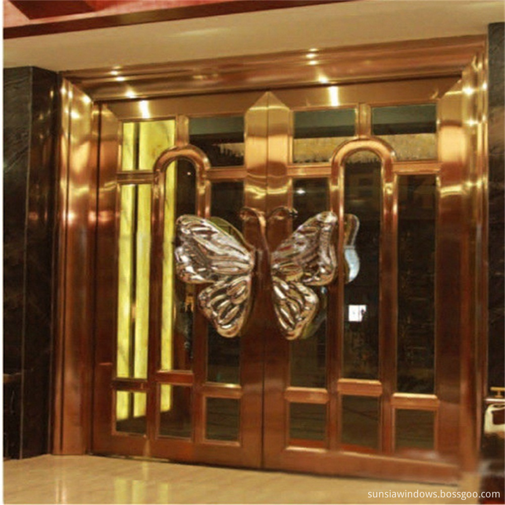 Hinged KTV door