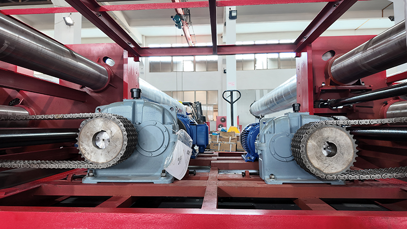 Woven bagsack production equipment