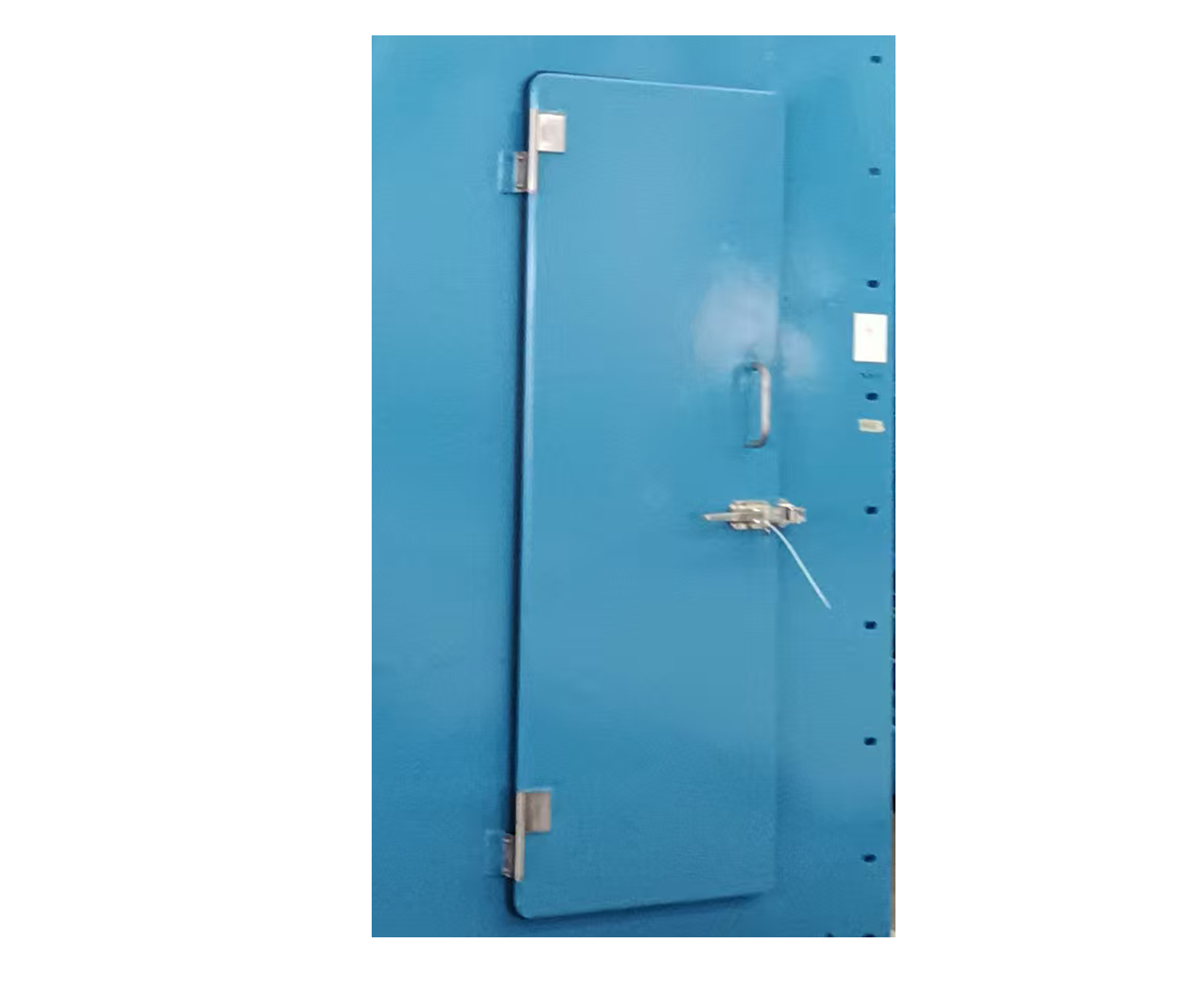 Air intake system Filter House door