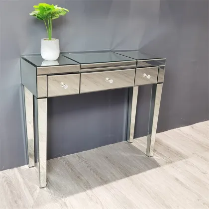Modern Dressing Table With Mirror