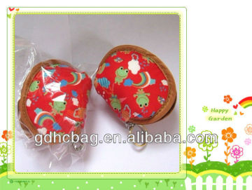 2013 New season Cute style cotton fabric coin bag with key button, smooth zipper bag for coin