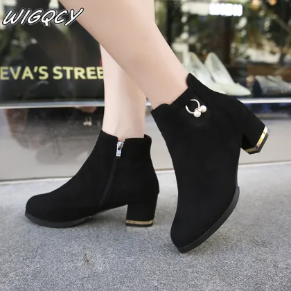 Plus velvet booties female 2020 winter new suede single boots highheeled bare boots Pointed fashion boots matte women boots tide