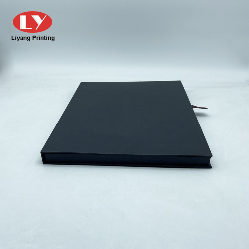 Aangepaste mat zwart papier A4 -bestandsdoos