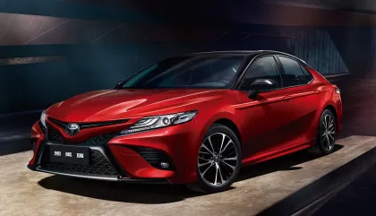 Good Price Auto Hand Drive Camry Gasoline Petrol Luxury Car