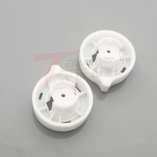 Reaction Injection Molding Plastic Parts 3D Printing Service