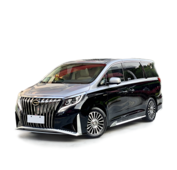 الصينية GAC Trumpchi M8 Chuanqi 7 مقاعد البنزين MPV