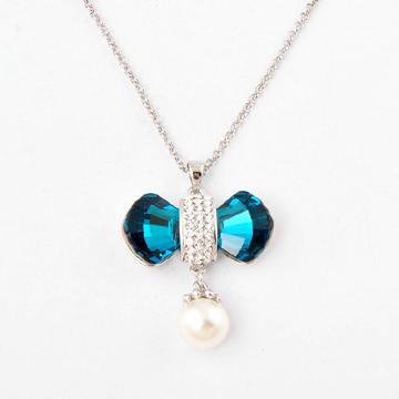 Fashion Small Necklace with Pendant of Pearl and Swarovski Crystal