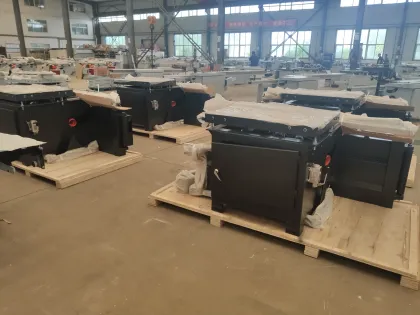 Portable Three Phase Wood Saw Machines - Cabinet Sliding Table Saw for Wood Cutting