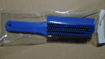 pet clothesbrush