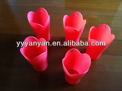 Plastic cup