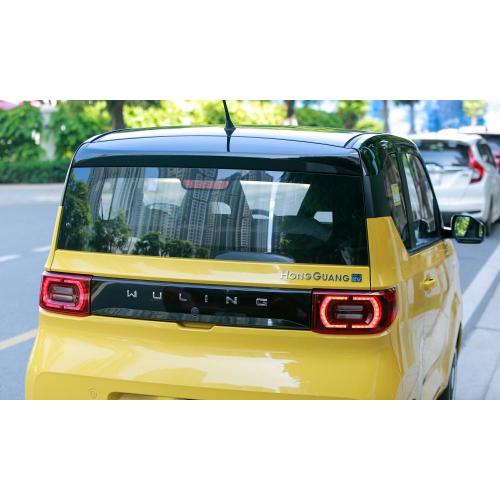 cheap electric Wuling MINIEV city car