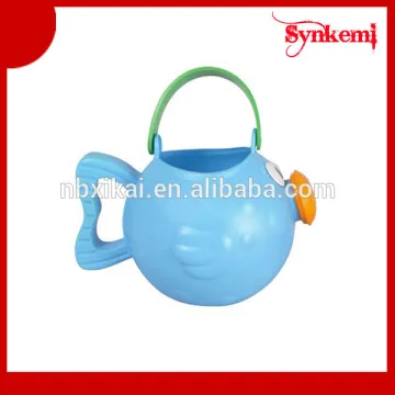 Plastic watering flower pot