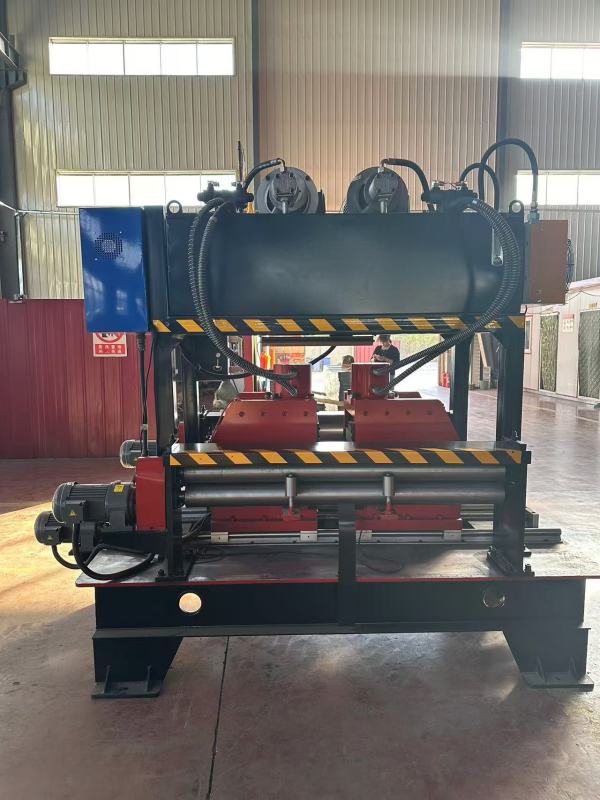 A flat bridge punching machine