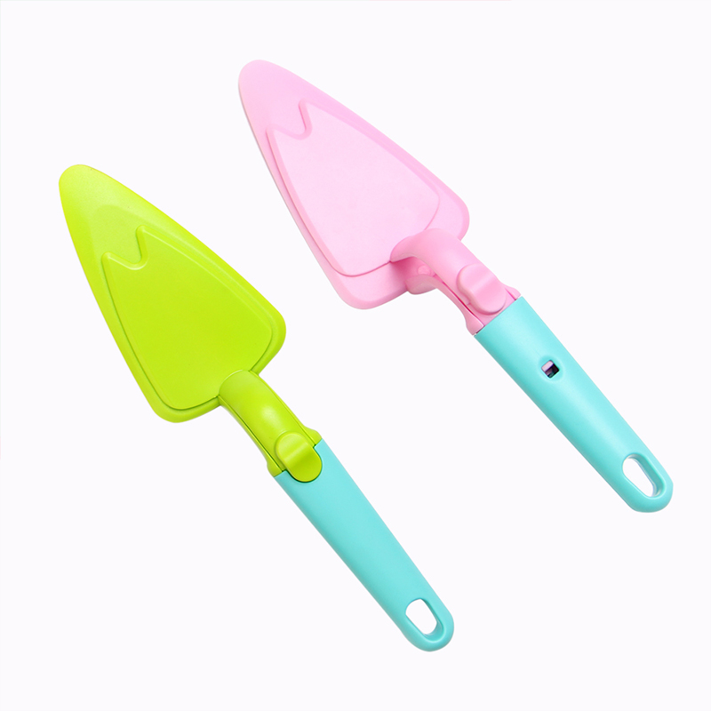  Triangular Plastic Pastry Pizza Shovel 