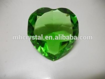 Green Heart Glass Diamond Paperweight MH-9422