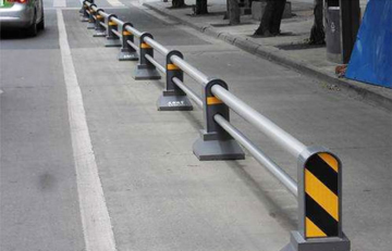 Zinc steel isolated traffic railings in parking lots