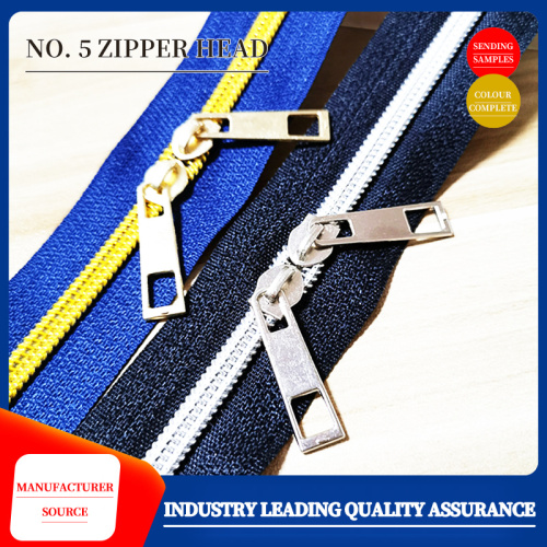 Travel bag zipper head