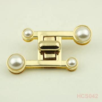 Factory Supply Pearl Decorative Shiny Gold Twist Bag Locks