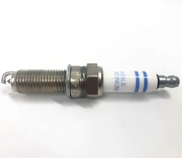 Factory Spot supply High quality auto Spark Plug For Car OE ZR5TPP330 8165 0242145541