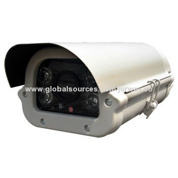 Wi-Fi Camera with 1.3 Megapixel Real-time Surveillance for Long IR Distance