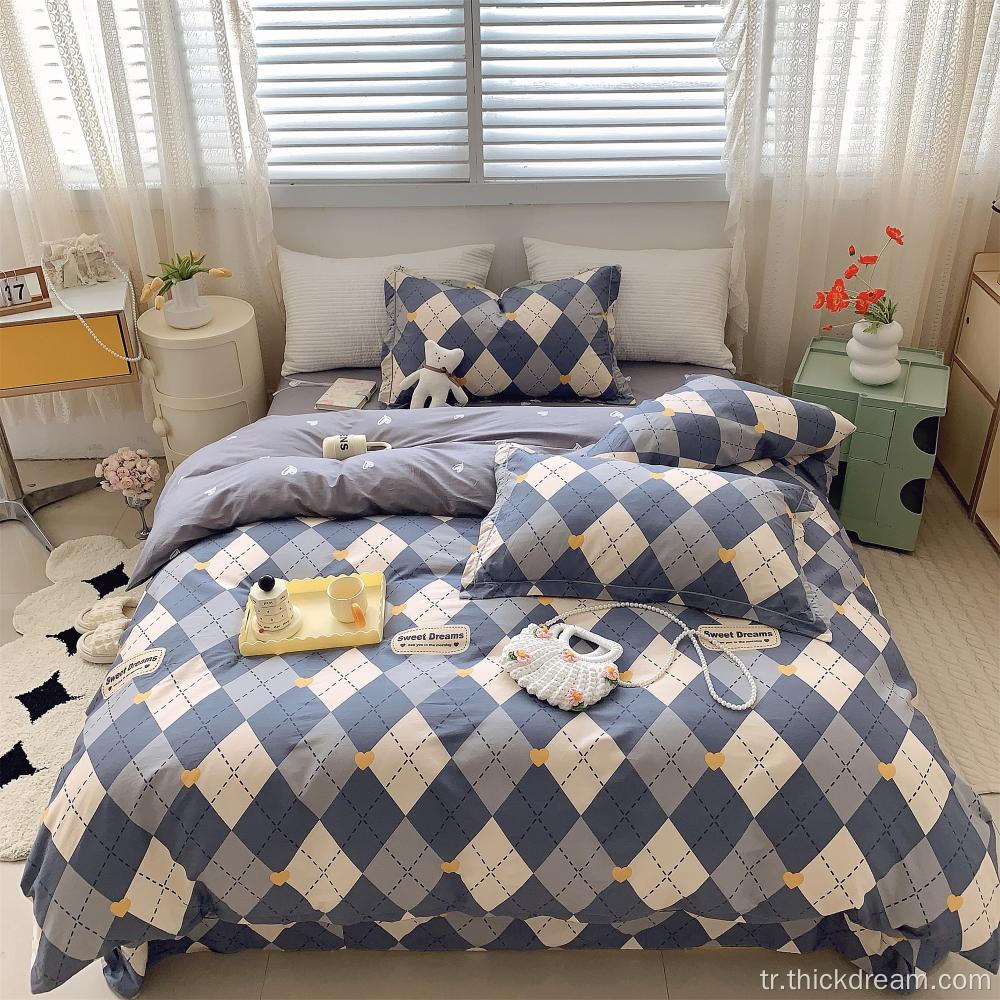 Yorgan kapağı ve sayfa üç parçalı set