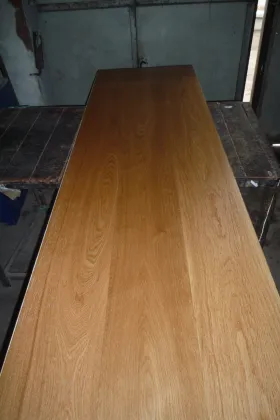 Oak Handscraped engineered wood flooring for home decoration