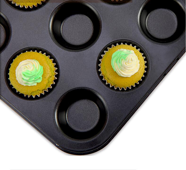 12 cavity muffin pan-black (9)