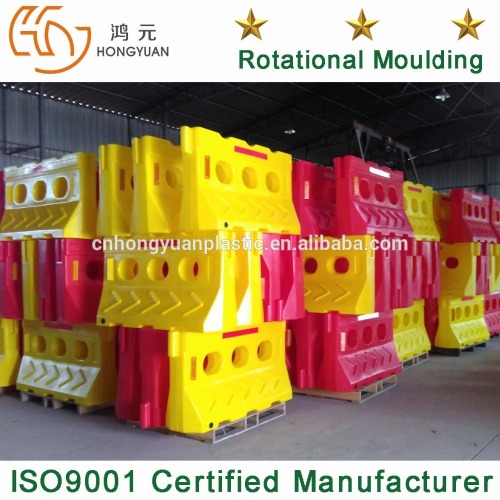 Rotational moulding plastic road barrier customs polyethylene road safty barrier