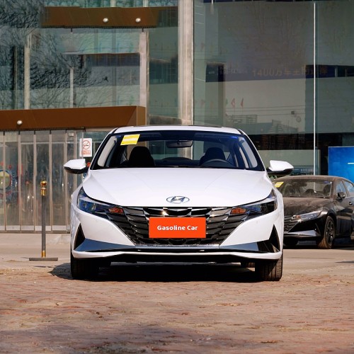 Compact gasoline vehicle hyundai elantra