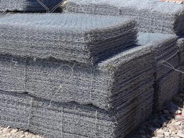 Hot dipped galvanized Gabion box Wall