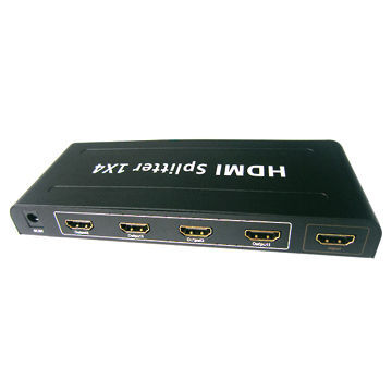 HDMI फाड़नेवाला 1 x 4, एक एकल HDMI स्रोत का उपयोग करता है