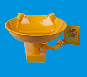China Quality Emergency Eye Wash 304 SS Safety Wall-Mounted Eyewash Station