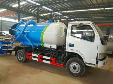 Dongfeng 4X2 3cbm Sewage Vacuum Suction Truck