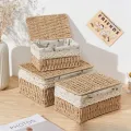 Cesto per la biancheria in rattan intrecciato per l'organizzazione della casa