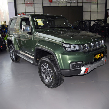 Beijing BJ40 new 5-seater four-wheel drive gasoline