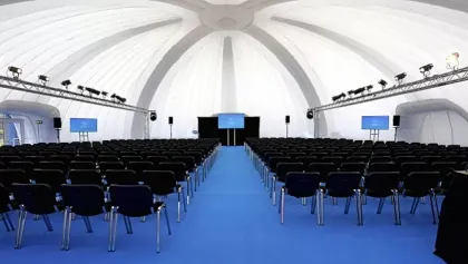 Giant Inflatable Dome: Large Event Structure in Evolution Dome Range