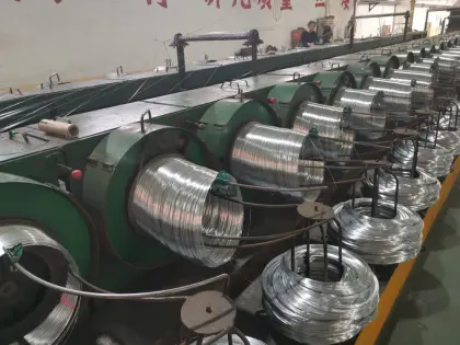 Electro/Hot dipped galvanized wire for farms