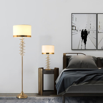 Cheap Modern Design Luxury Wrought Iron LED Floor Lamp for Home Decoration