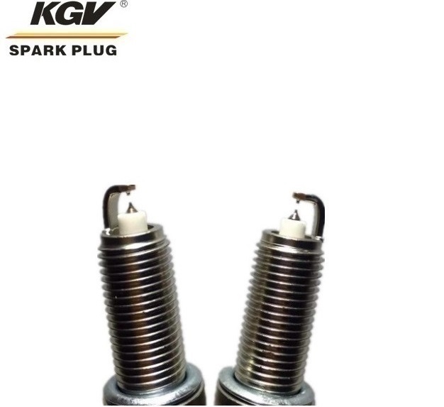 Moto Double Iridium Spark Plug D-CR7HIX.