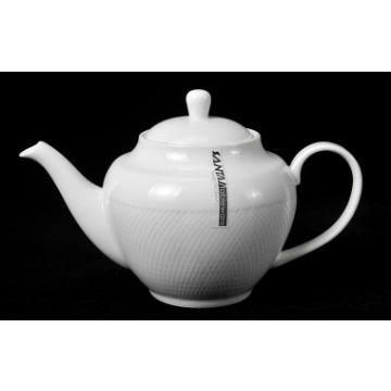 New arrival: embossed good porcelain 1L teapot