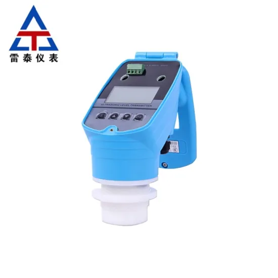 Integrated ultrasonic level transmitter