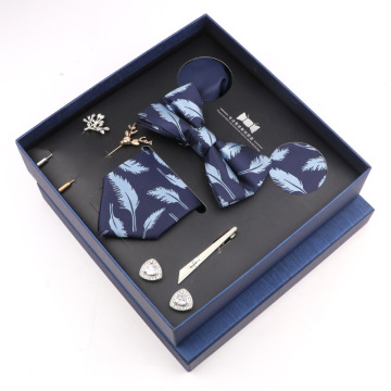 Ensemble cadeau à cravate et à noeud papillon avec boutons de manchette et carré de poche