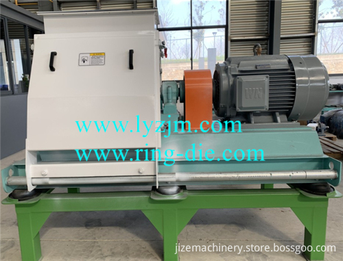 CE Certified SFSP Wood Chips Crusher and Grinder Hammer Mill for Wood Pellet Production