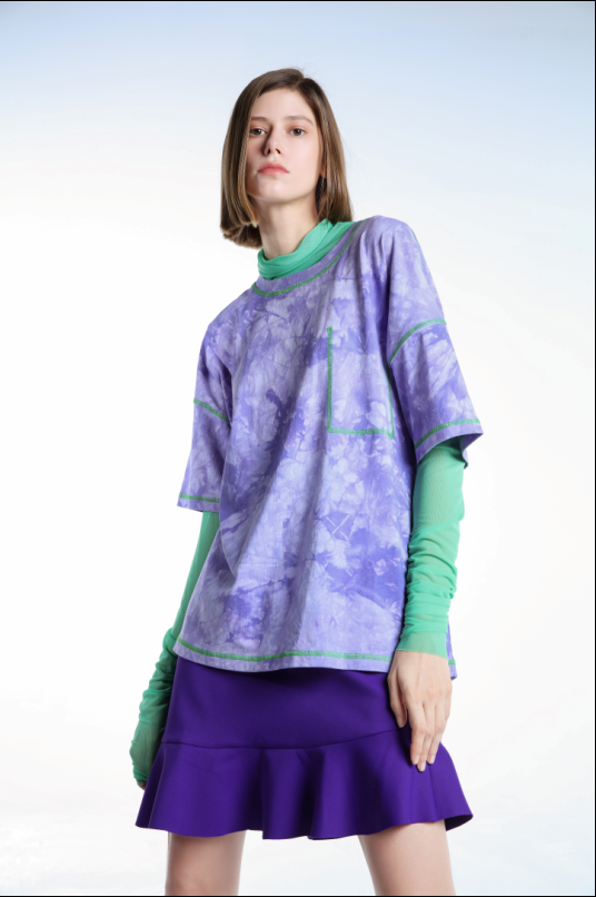 TIE-DYE T-SHIRT WITH CONTRAST THREAD